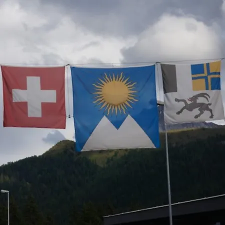 Paradies Lägenhet